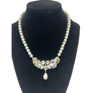 Vtg Weiss White Milk Glass N Necklace Signed Rhinestones Drop Dangle Pear Shape